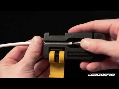 JAGWIRE Einpresswerkzeug "Sport Needle Driver" um Stützhülsen bei hydraulischen Bremsleitungen einzupressen