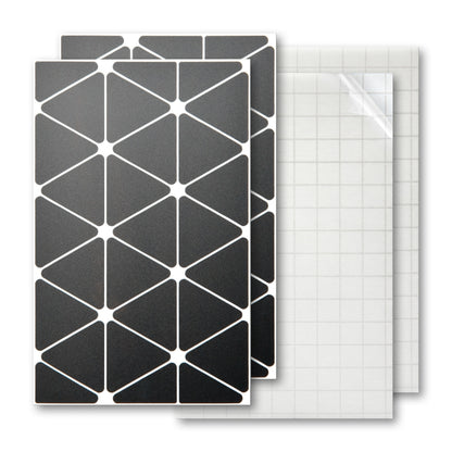 Luxshield Reflektor-Sticker "Dreieck-Design" in Schwarz oder Weiß aus reflektierender Hochleistungsfolie > Made in Germany