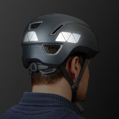 Luxshield Reflektor-Sticker "Dreieck-Design" in Schwarz oder Weiß aus reflektierender Hochleistungsfolie > Made in Germany