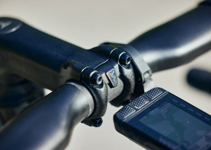 SQlab 812 R Rennradvorbau – -12°/-17°, integrierte Kabelführung, 31,8 mm, Road Race